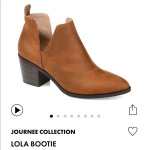 Journee Brown Bootie